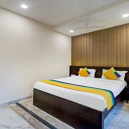 Itsy Hotels Neeranand Plaza Kolkata Exterior photo